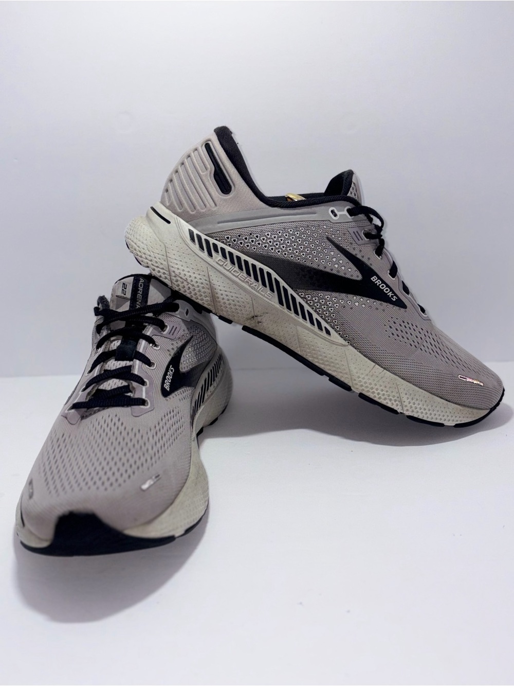 Brooks Adrenaline GTS 22 Men’s Running Shoes 1103662E012